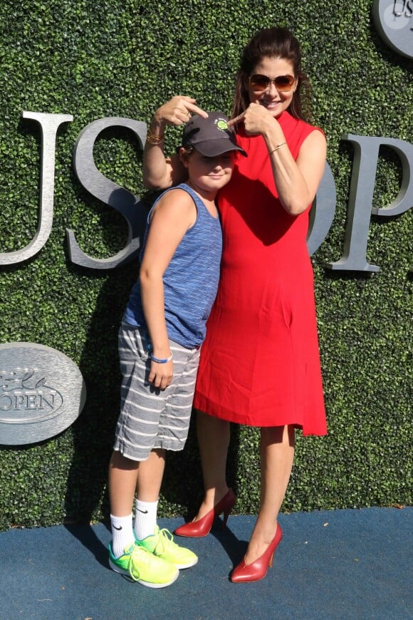 Debra Messing et son fils Roman à l'US Open le 11 septembre 2016 à New York pour la finale entre Stan Wawrinka et Novak Djokovic, remportée par le Suisse. © John Barrett/Globe Photos/Zuma Press/Bestimage