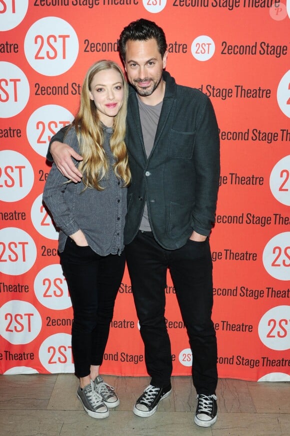 Amanda Seyfried et Thomas Sadoski de la pièce The Way We Get By, à New York City, le 1er mai 2015