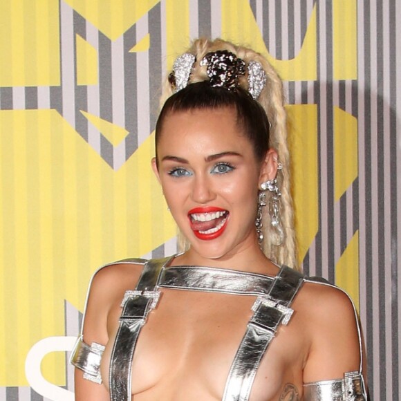 Miley Cyrus  à la Soirée des MTV Video Music Awards à Los Angeles le 30 aout 2015. © CPA/Bestimage