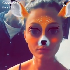 Caroline Receveur partage une nouvelle séance de détatouage sur Snapchat, mercredi 14 septembre 2016