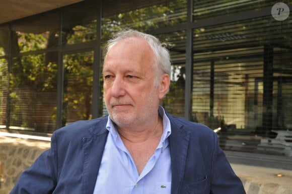 Exclusif - L'acteur François Berléand invité des 22èmes Vendanges du Coeur en tant que commissaire priseur à Ouveillan (Aude) le 11 juillet 2016. Selon la nouvelle formule, une vente aux enchères de fûts est prévue au profit des Restos du Coeur, suivie d'un repas préparé par le chef 3 étoiles Gilles Goujon. © Robert Fages / Bestimage