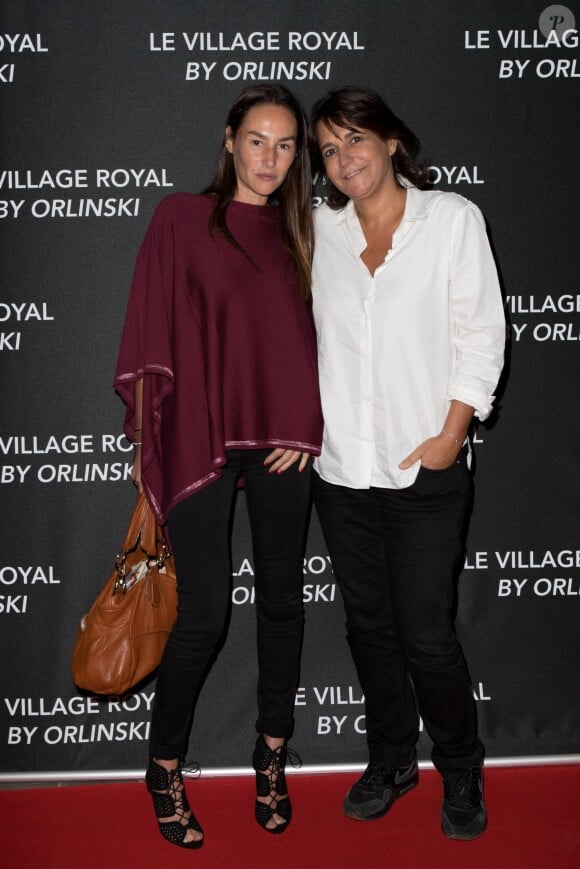 Exclusif - Vanessa Demouy, Valérie Expert à l'Inauguration du Village Royal By Richard Orlinski à Paris le 15 septembre 2016. © Bellak-Moreau/Bestimage