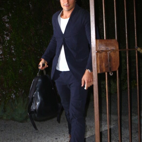 Orlando Bloom, seul, sur Melrose avenue à Los Angeles le 24 août 2016.