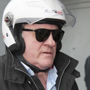 Gérard Depardieu - Le "33e Salon du Livre" au parc des expositions de la porte de Versailles à Paris, le 20 mars 2016. © Perusseau/Bestimage