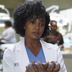 Jerrika Hinton dans la saison 12 de "Grey'Anatomy", 2015/2016.