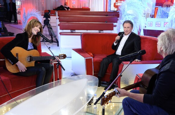 Carla Bruni, Michel Drucker et Didier Barbelivien - Enregistrement de l'émission "Vivement Dimanche" à Paris le 10 décembre 2014.