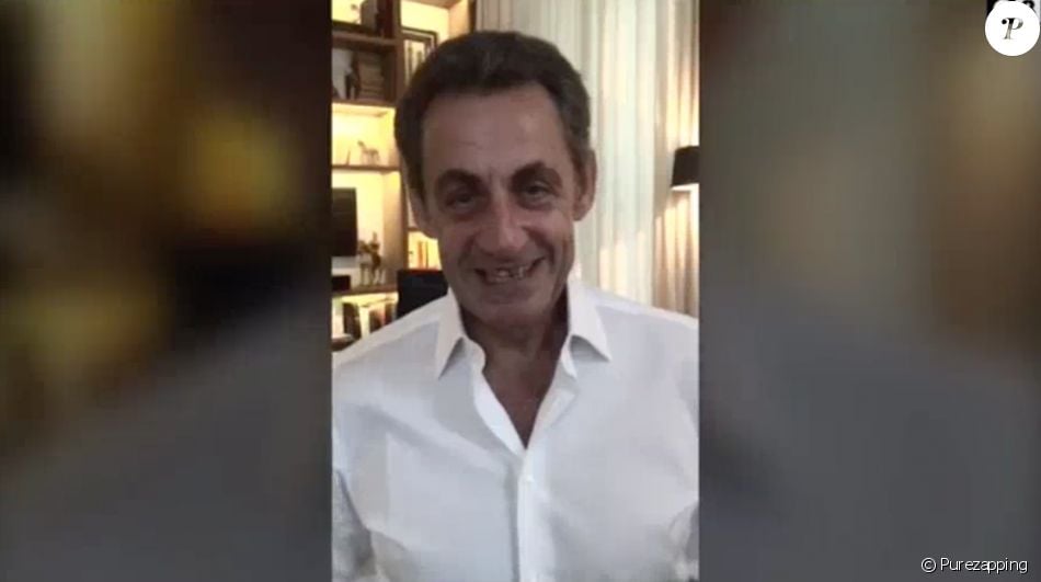Nicolas Sarkozy souhaite un joyeux anniversaire à Nicolas Sarkozy dans le prime &quot;Touche pas à mon poste&quot; du 22 septembre 2016.