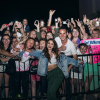 Selena Gomez pose avec ses fans sur Instagram