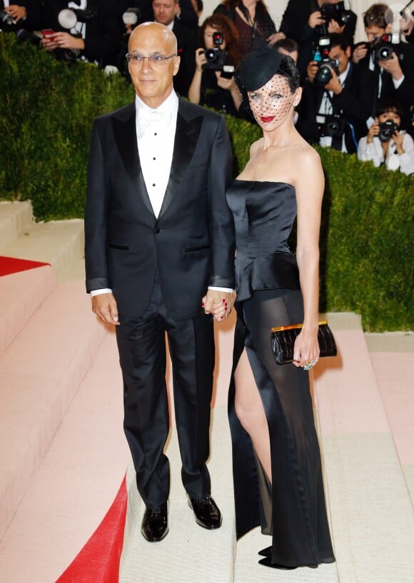 Jimmy Iovine et sa femme Liberty Ross à la Soirée Costume Institute Benefit Gala 2016 (Met Ball) sur le thème de "Manus x Machina" au Metropolitan Museum of Art à New York, le 2 mai 2016. © Charles Guerin/Bestimage