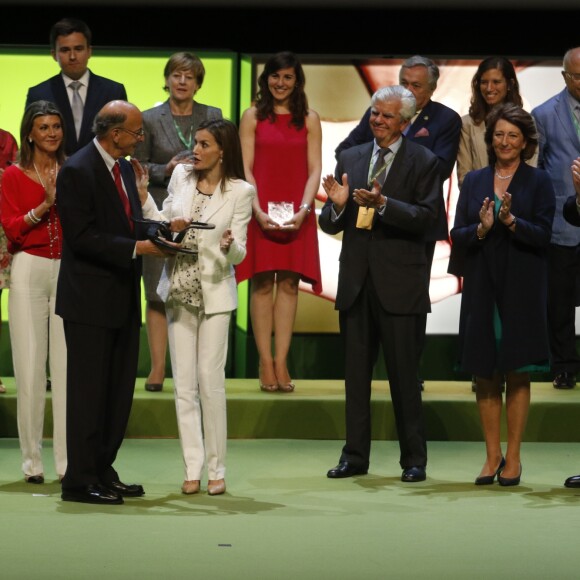 La reine Letizia d'Espagne lors de la Journée mondiale de la lutte contre le cancer à Barcelone le 22 septembre 2016.
