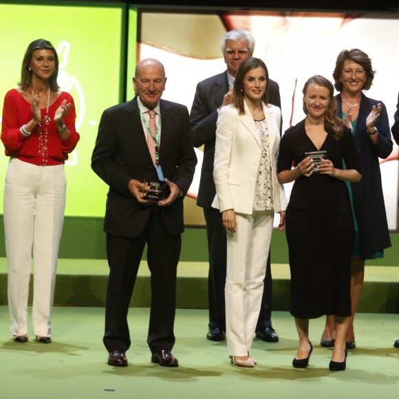 La reine Letizia d'Espagne lors de la Journée mondiale de la lutte contre le cancer à Barcelone le 22 septembre 2016.