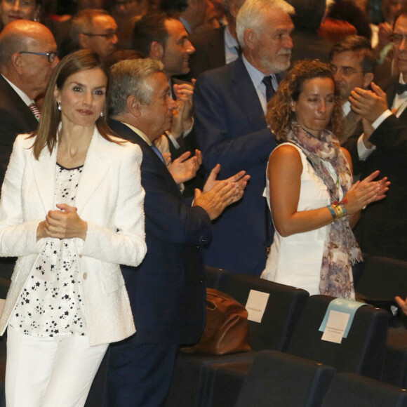 La reine Letizia d'Espagne lors de la Journée mondiale de la lutte contre le cancer à Barcelone le 22 septembre 2016.