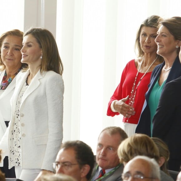 La reine Letizia d'Espagne lors de la Journée mondiale de la lutte contre le cancer à Barcelone le 22 septembre 2016.