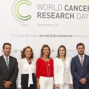 La reine Letizia d'Espagne lors de la Journée mondiale de la lutte contre le cancer à Barcelone le 22 septembre 2016.