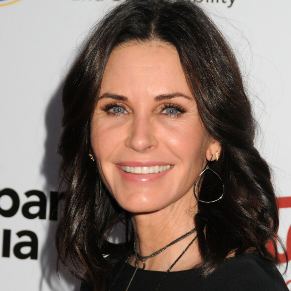 Courteney Cox - People à la soirée "2016 UCLA Institute of the Environment and Sustainability Gala" à Beverly Hills. Le 24 mars 2016 © Byron Purvis / Zuma Press / Bestimage 24/03/2016 - Beverly Hills