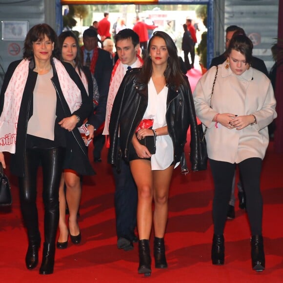 La princesse Stéphanie de Monaco et ses enfants Camille Gottlieb, Pauline Ducruet et Louis Ducruet avec sa petite amie Marie - Cérémonie de remise de prix de la 5ème édition du festival "New Generation" à Monaco, le 31 janvier 2016. © Olivier Huitel/Pool Restreint/Bestimage