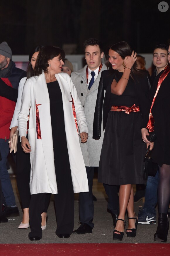 Louis Ducruet et sa compagne Marie, la princesse Stéphanie de Monaco, Pauline Ducruet - 40ème Festival International du Cirque de Monte-Carlo au chapiteau de Fontvieille à Monaco, le 15 janvier 2016. © Bruno Bebert/ Pool Monaco/Bestimage