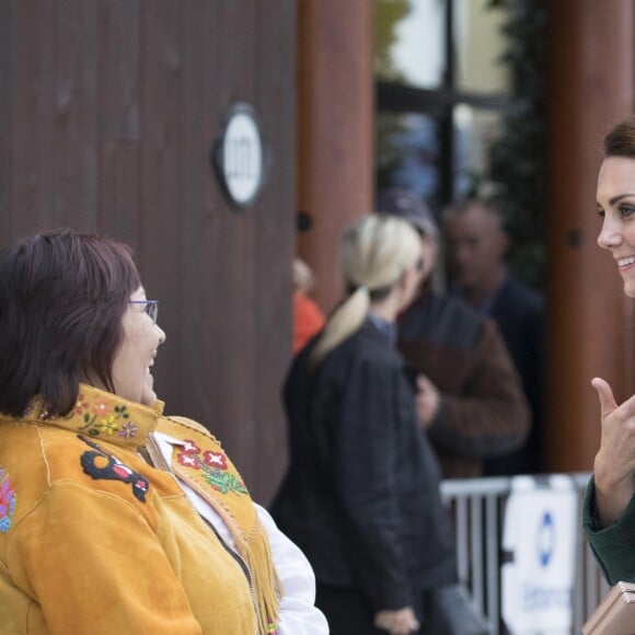 Le prince William et Kate Middleton, duc et duchesse de Cambridge, sont arrivés à Whitehorse en territoire Yukon au quatrième jour de leur visite officielle au Canada, le 27 septembre 2016