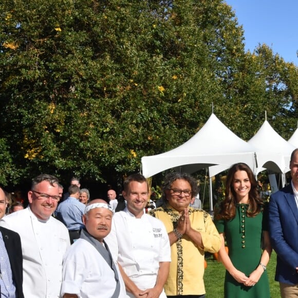 Le prince William et Kate Middleton, duc et duchesse de Cambridge, ont pris part à un festival gastronomique, "A Taste of British-Colombia", sur Mission Hill à Kelowna dans la vallée de l'Okanagan, au matin du quatrième jour de leur visite officielle au Canada, le 27 septembre 2016