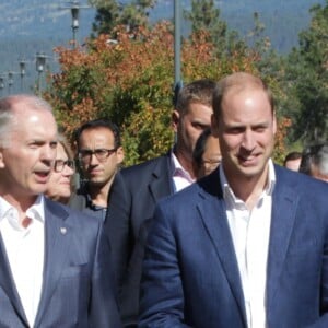 Le prince William et Kate Middleton, duc et duchesse de Cambridge, en visite sur le campus de l'Université de Colombie-Britannique à Kelowna dans la vallée de l'Okanagan, au matin du quatrième jour de leur visite officielle au Canada, le 27 septembre 2016