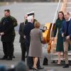 Le prince William, duc de Cambridge, et Kate Middleton, duchesse de Cambridge, lors de leur arrivée à l'aéroport de Whitehorse, le 27 septembre 2016 pendant leur 4e jour de visite au Canada.