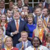Le roi Willem-Alexander des Pays-Bas, sa fille la princesse héritière Catharina-Amalia et la princesse Margriet recevaient les médaillés paralympiques à La Haye le 21 septembre 2016
