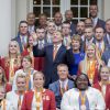 Le roi Willem-Alexander des Pays-Bas, sa fille la princesse héritière Catharina-Amalia et la princesse Margriet recevaient les médaillés paralympiques à La Haye le 21 septembre 2016