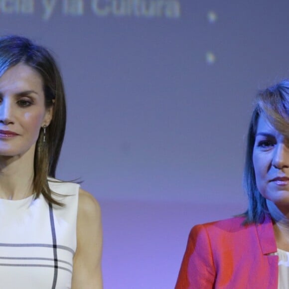 La reine Letizia d'Espagne lors de la remise des prix du "Masterly Action 2016" à Madrid le 30 septembre 2016.