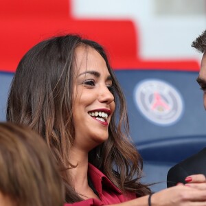 Alice Belaïdi et Gianni Giardinelli lors du match PSG - Bordeaux au Parc des Princes le 1er octobre 2016. © Cyril Moreau / Bestimage