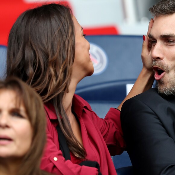 Alice Belaïdi et Gianni Giardinelli lors du match PSG - Bordeaux au Parc des Princes le 1er octobre 2016. © Cyril Moreau / Bestimage
