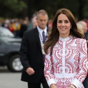 La duchesse Catherine de Cambridge portait une robe Alexander McQueen à Vancouver au Canada le 25 septembre 2016.