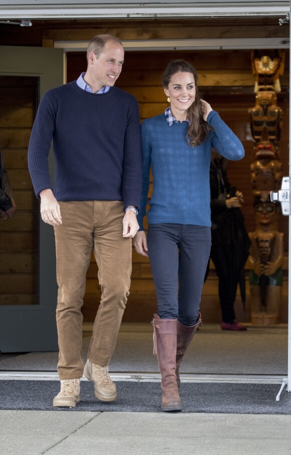 Le duc William et la duchesse Catherine de Cambridge visitaient la réserve de Bella Bella et la Forêt Grand Ours au Canada le 26 septembre 2016.