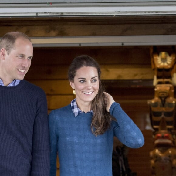 Le duc William et la duchesse Catherine de Cambridge visitaient la réserve de Bella Bella et la Forêt Grand Ours au Canada le 26 septembre 2016.