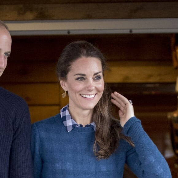 Le duc William et la duchesse Catherine de Cambridge visitaient la réserve de Bella Bella et la Forêt Grand Ours au Canada le 26 septembre 2016.