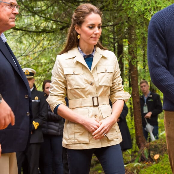 Le duc William et la duchesse Catherine de Cambridge visitaient la réserve de Bella Bella et la Forêt Grand Ours au Canada le 26 septembre 2016.