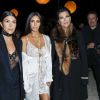 Kourtney Kardashian, Kim Kardashian et leur mère Kris Jenner - Défilé Givenchy par Riccardo Tisci (collection prêt-à-porter printemps-été 2017) à Paris, le 2 octobre 2016. © Olivier Borde/Bestimage