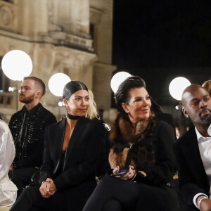 Kim Kardashian, Kourtney Kardashian, leur mère Kris Jenner et son compagnon Corey Gamble - Défilé Givenchy par Riccardo Tisci (collection prêt-à-porter printemps-été 2017) à Paris, le 2 octobre 2016. © Olivier Borde/Bestimage