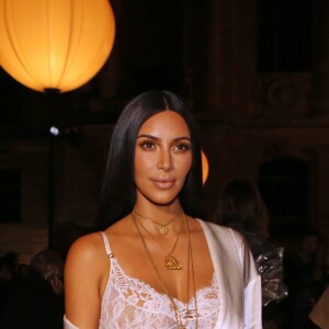 Kim Kardashian - Défilé Givenchy par Riccardo Tisci (collection prêt-à-porter printemps-été 2017) à Paris, le 2 octobre 2016. © Olivier Borde/Bestimage
