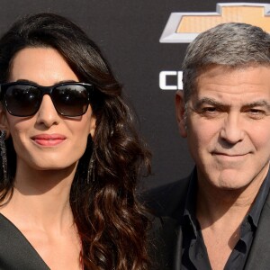 George Clooney et sa femme Amal Alamuddin Clooney à la première du film " Tomorrowland " à Los Angeles le 09 mai 2015.