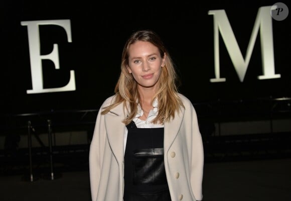 Dylan Frances Penn - Défilé de mode "Giorgio Armani" collection prêt-à-porter Printemps-Eté 2017 au Studio Marcel Cerdan lors de la Fashion Week de Paris, France le 3 octobre. © CVS-Veeren/Bestimage  Emporio Armani show as part of the Paris Fashion Week Womenswear Spring/Summer 2017 in Paris, France on October 3, 2016. © CVS-Veeren/Bestimage03/10/2016 - Paris