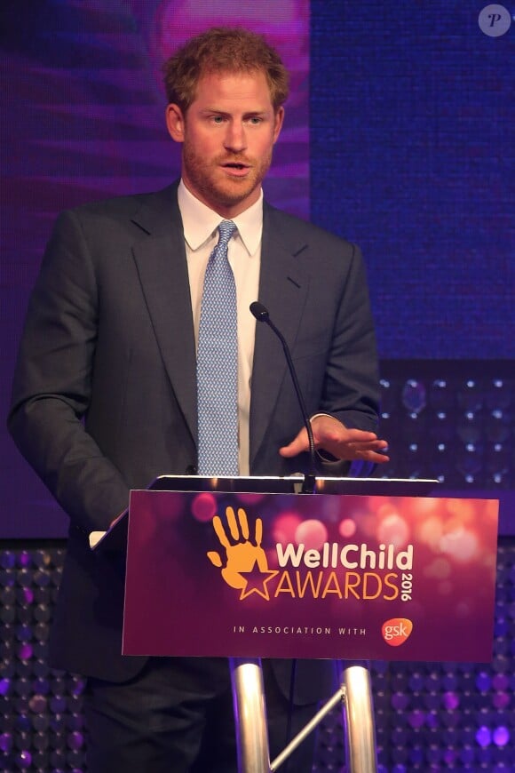 Le prince Harry à la soirée WellChild Awards à Londres le 3 octobre 2016.