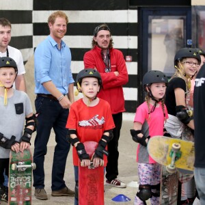 Le prince Harry a rendu visite à l'association caritative "Transition Extreme Sports" à Aberdeen le 20 septembre 2016