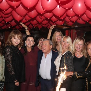 Exclusif - Sylvia Deutsch, Lolita lempicka, Julie Arnold, Caroline Barclay et son ami Sol Kerzner, Maguy Le Coze, Diana Lovaton, Marie Sara, Catherine Delmas, Jacqueline Veyssiere, la mère de Caroline Barclay, Christina Martin lors du 50ème anniversaire de Caroline Barclay sur le bateau"Acajou" des Yachts de Paris, le 4 octobre 2016