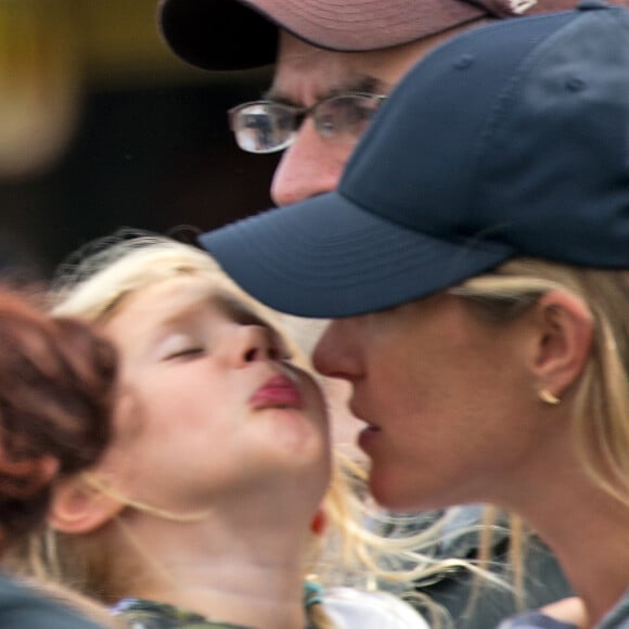 Gisele Bundchen avec sa fille Vivian à la fête de Topsfield dans le Massachusetts le 8 octobre 2016.