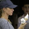 Gisele Bundchen avec sa fille Vivian à la fête de Topsfield dans le Massachusetts le 8 octobre 2016.