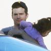 Exclusif - Mila Kunis enceinte et son mari Ashton Kutcher se baladent avec leur fille Wyatt dans les rues de Los Angeles, le 10 septembre 2016