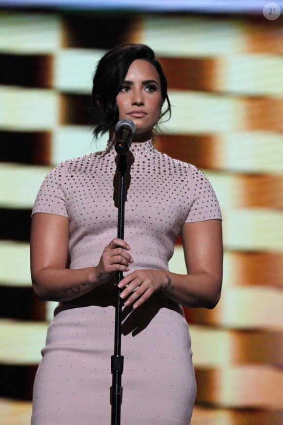 Demi Lovato à la Convention du Parti Démocrate au "Wells Fargo Arena" à Philadelphie, le 25 juillet 2016.