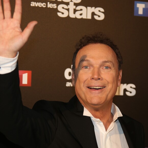 Julien Lepers au photocall de l'émission "Danse Avec Les Stars - Saison 7" à Boulogne-Billancourt, le 28 septembre 2016. © Denis Guignebourg/Bestimage