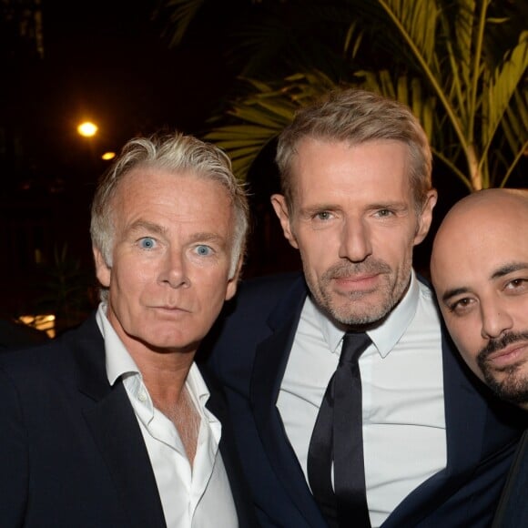 Franck Dubosc, Lambert Wilson et Jérôme Commandeur lors du dîner de la fondation ARC au restaurant de l'hôtel The Peninsula à Paris le 10 octobre 2016.