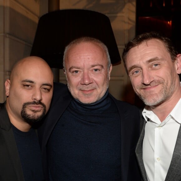Jérôme Commandeur, Olivier Baroux et Jean-Paul Rouve lors du dîner de la fondation ARC au restaurant de l'hôtel The Peninsula à Paris le 10 octobre 2016.